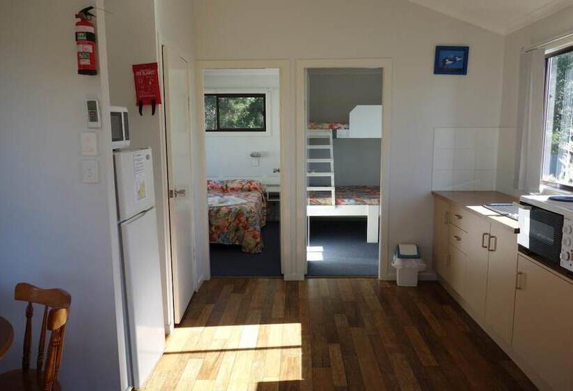 리조트 Diamond Beach Holiday Park