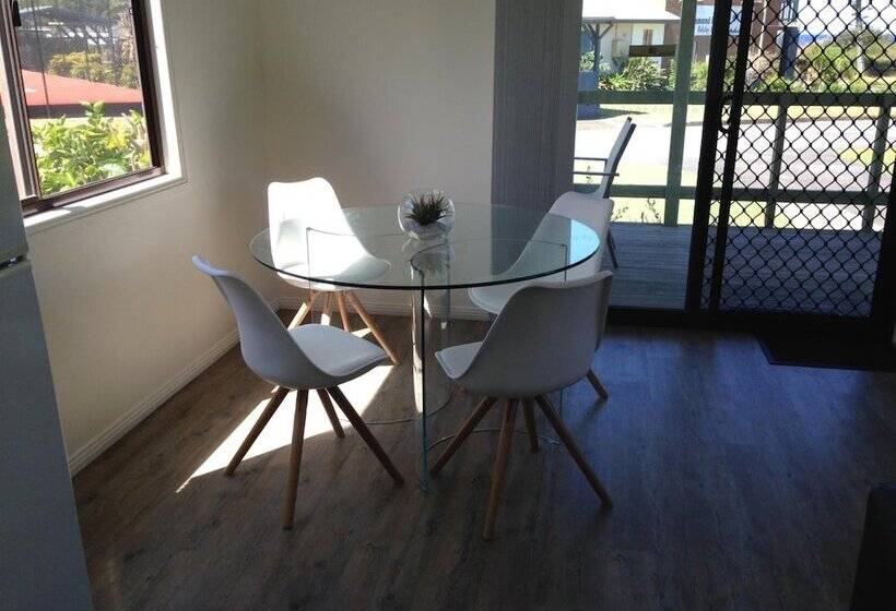 리조트 Diamond Beach Holiday Park