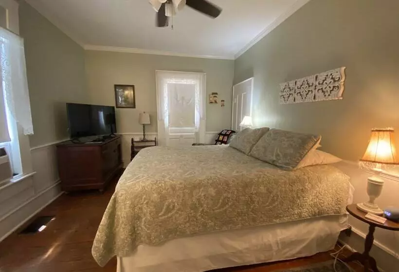 Aamiaismajoitus (B&B) Mount Dora Historic Inn