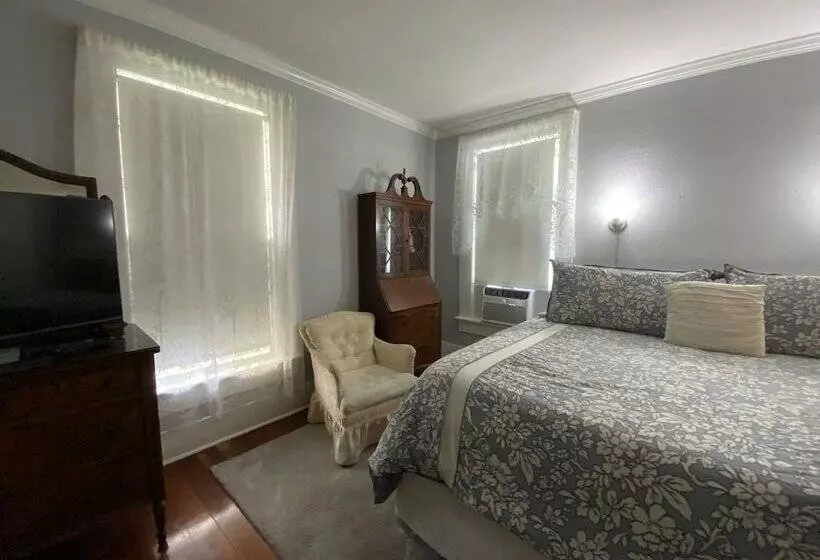 Aamiaismajoitus (B&B) Mount Dora Historic Inn