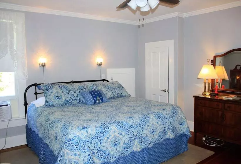 Aamiaismajoitus (B&B) Mount Dora Historic Inn