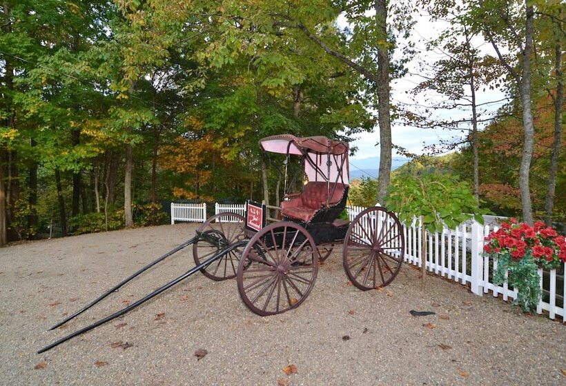 Honeymoon Hills Gatlinburg Cabin Rentals