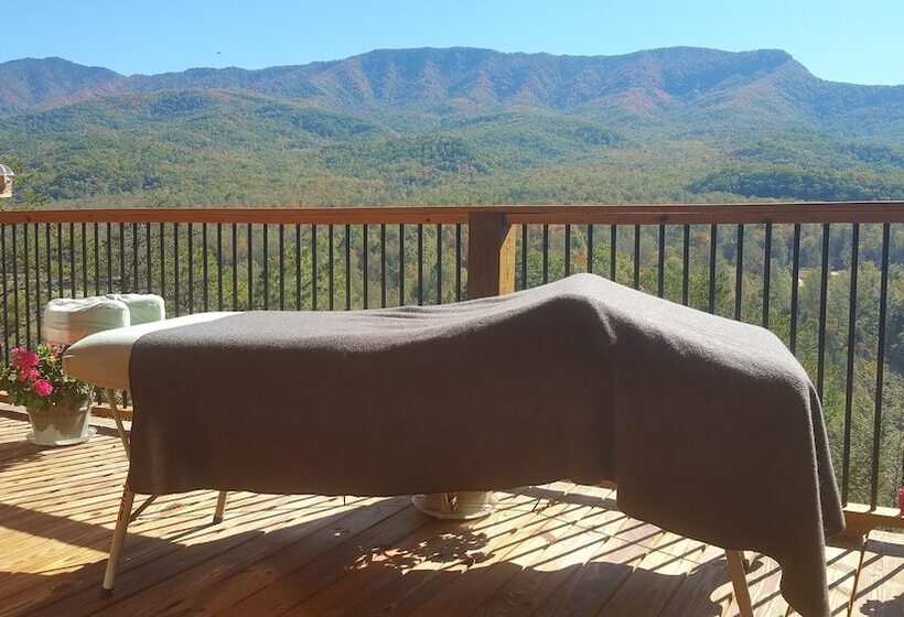 Honeymoon Hills Gatlinburg Cabin Rentals