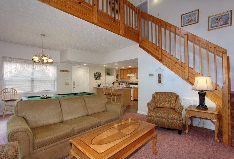 Honeymoon Hills Gatlinburg Cabin Rentals