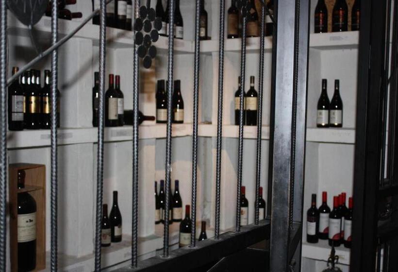 בית מלון כפרי Rudbøl Grænsekro