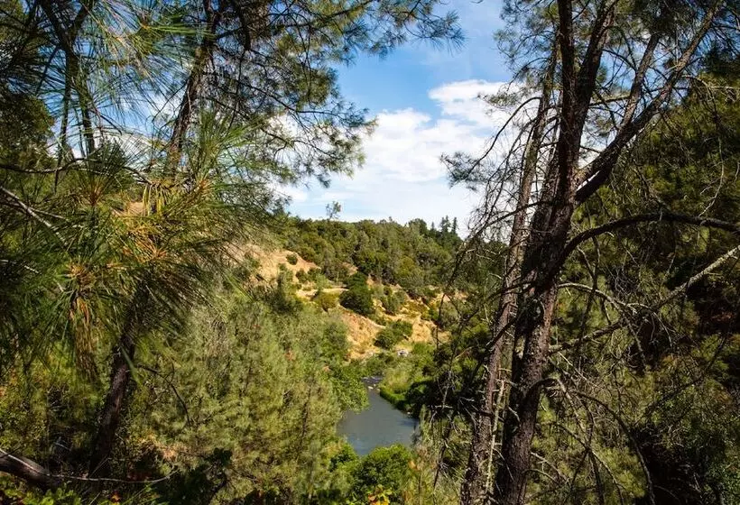 Hotelli Russian River Rv Campground