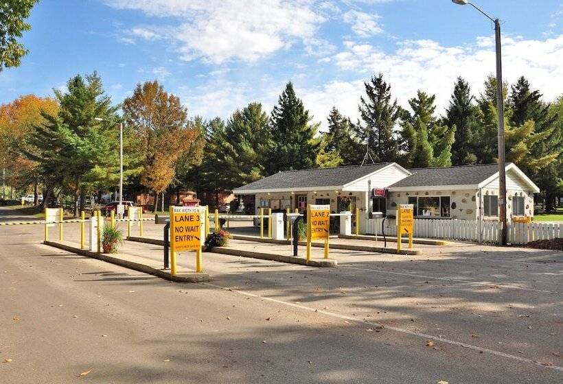 Plymouth Rock Camping Resort