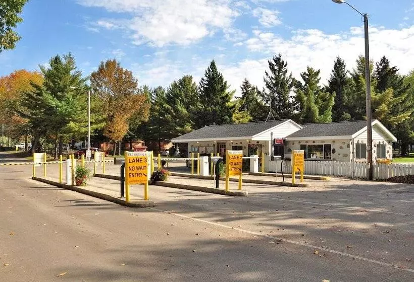 Plymouth Rock Camping Resort