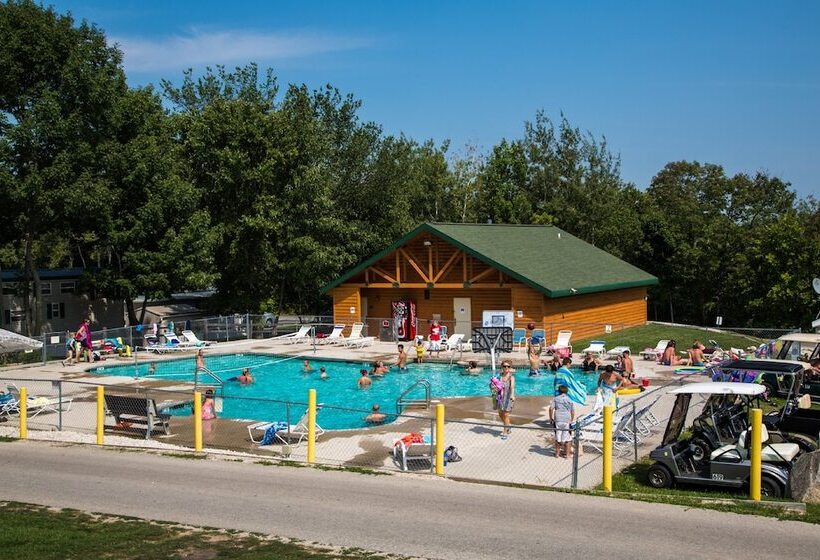 Plymouth Rock Camping Resort