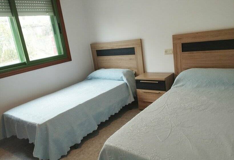 Apartamentos Portonovo Playa 3000