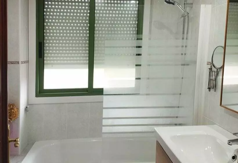 Apartamentos Portonovo Playa 3000