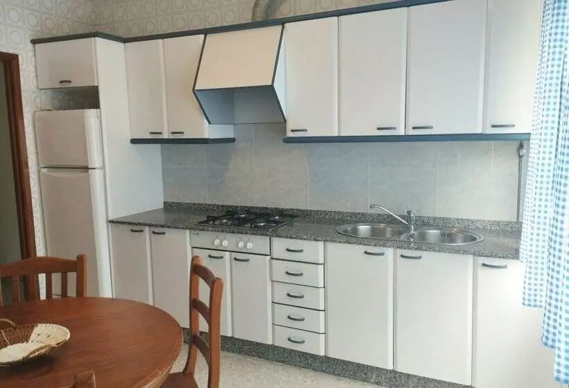 Apartamentos Portonovo Playa 3000