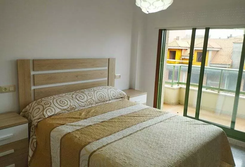 Apartamentos Portonovo Playa 3000