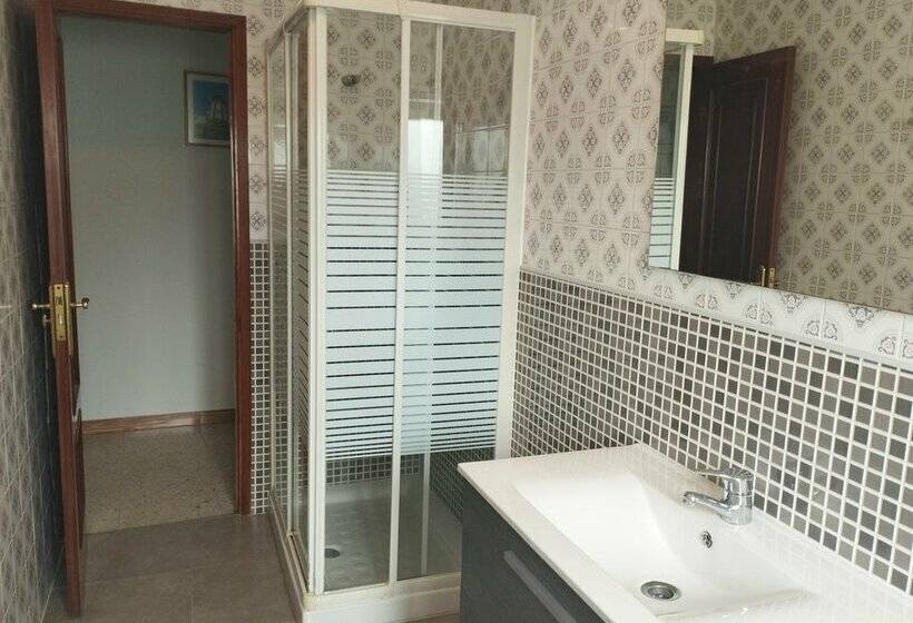 Apartamentos Portonovo Playa 3000