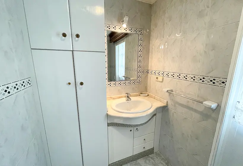 Apartamentos Portonovo Playa 3000