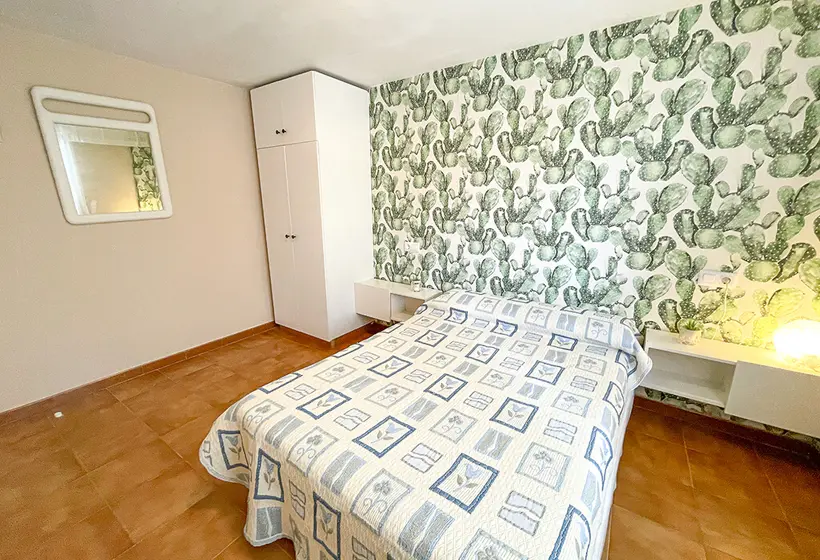 Apartamentos Portonovo Playa 3000