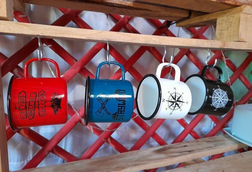 Hawthorn Yurt Award Winning Wych Elm Glamping