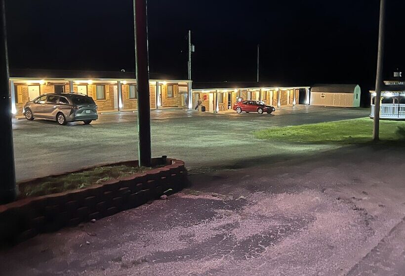 モーテル Laci S Country Inn