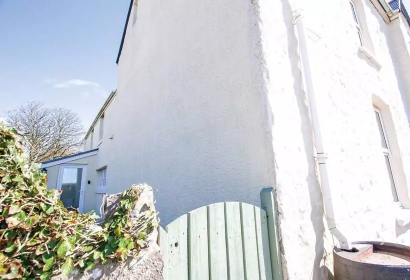 Berry Hall   Porty Eynon