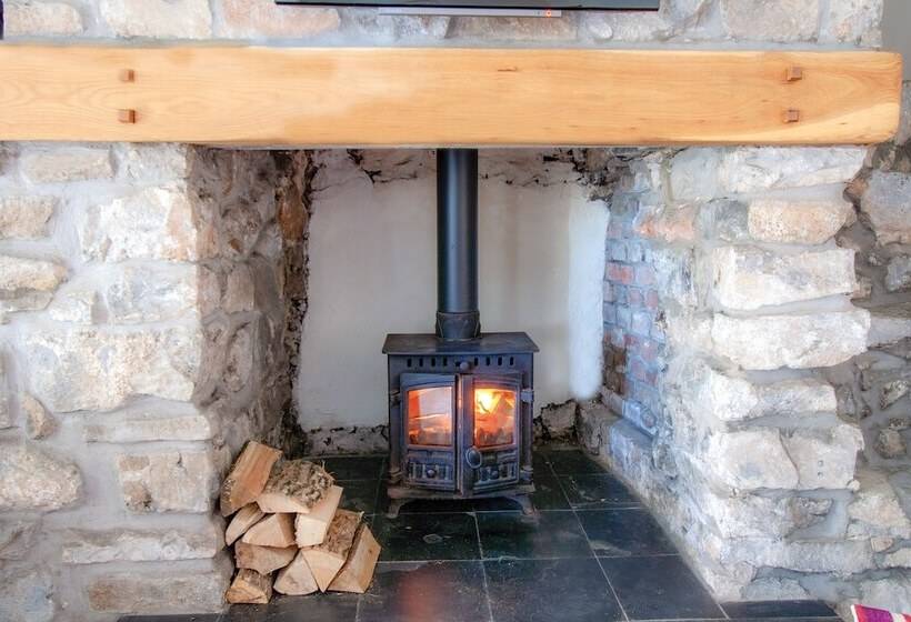 Berry Hall Porty Eynon