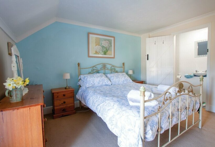 Berry Hall Porty Eynon