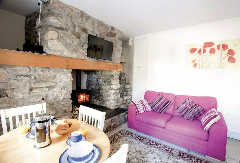 Berry Hall   Porty Eynon