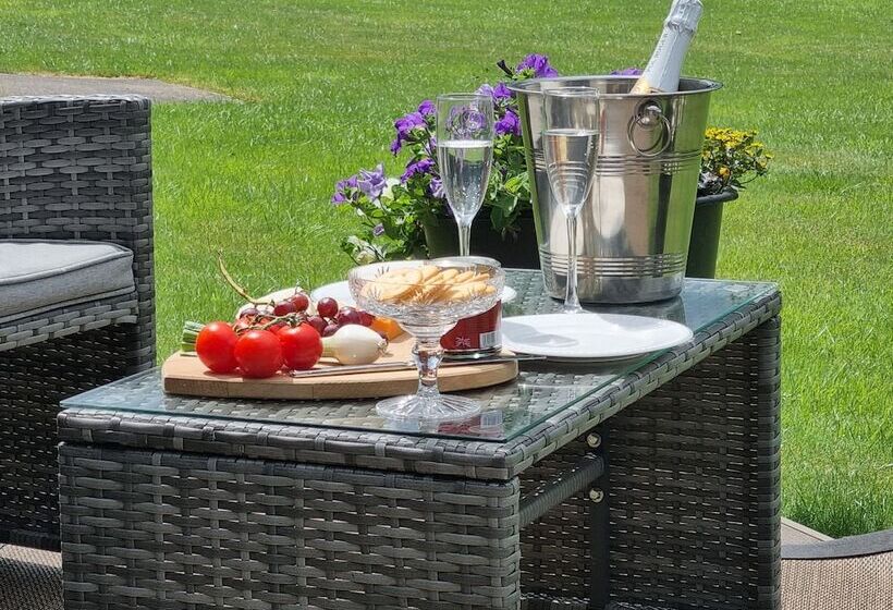 Paddock Cottage Thorpe Arnold, Melton Mowbray