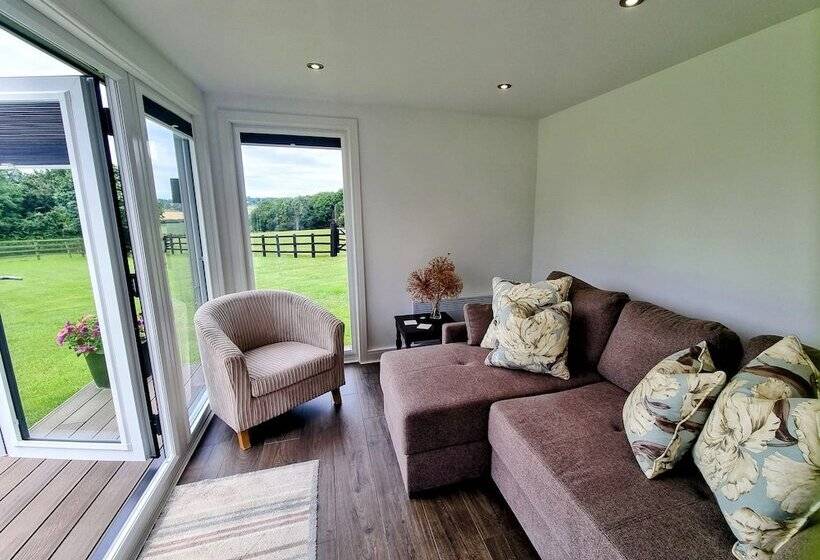 Paddock Cottage Thorpe Arnold, Melton Mowbray