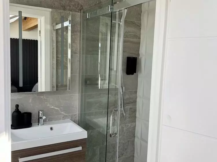 پانسیون Uno   St Ives