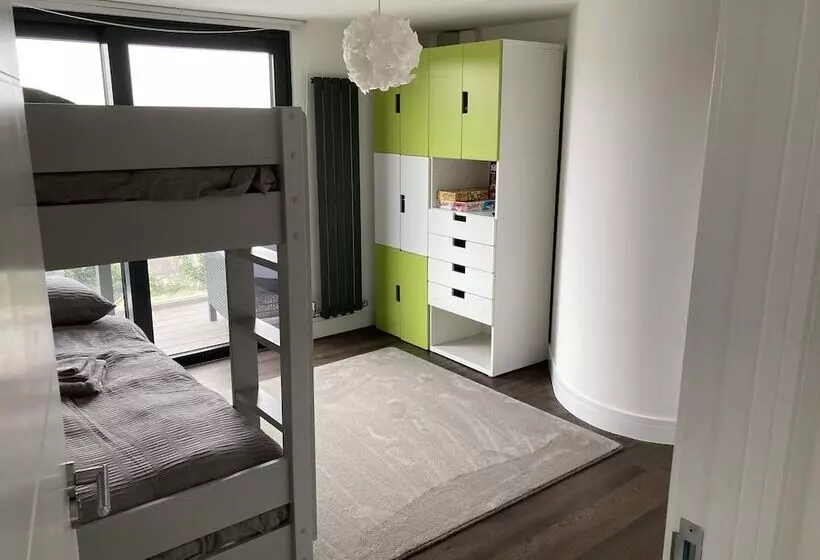 پانسیون Uno   St Ives