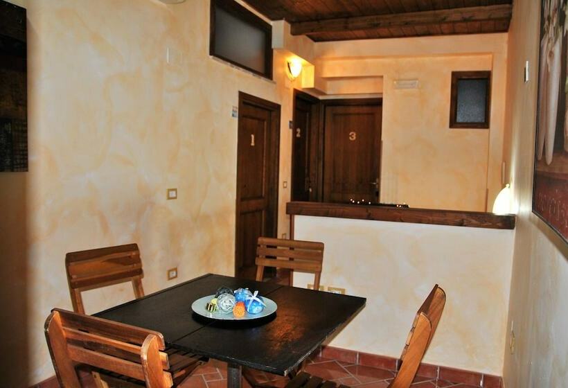 צימר Double Room With Private Bathroom And Breakfast On Request