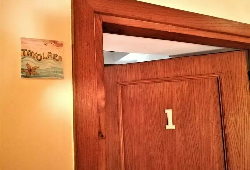 ベッドアンドブレックファースト Double Room With Private Bathroom And Breakfast On Request