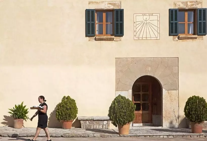 Maaseutuhotelli Agroturismo Son Cardaix