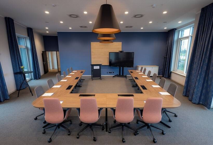 فندق Via Plaza Meppen By Hackmann