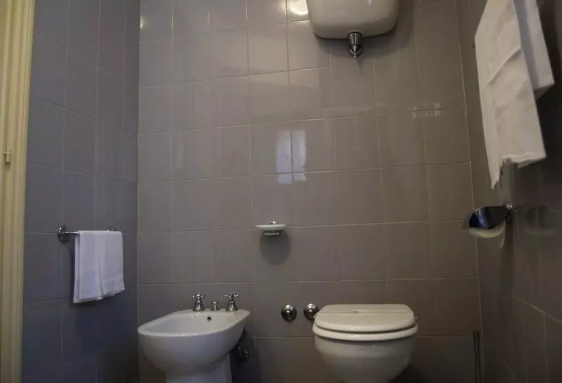 مسافرخانه Rosalba