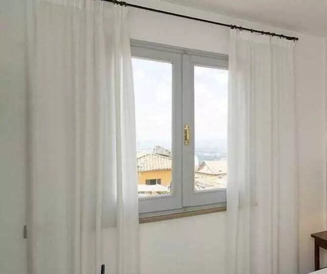 مسافرخانه Rosalba