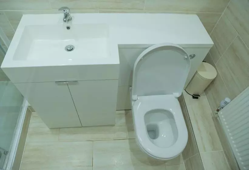 Residenssi Inviting 1 Bed House In Bradford