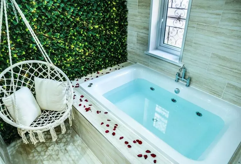 Residenssi Inviting 1 Bed House In Bradford