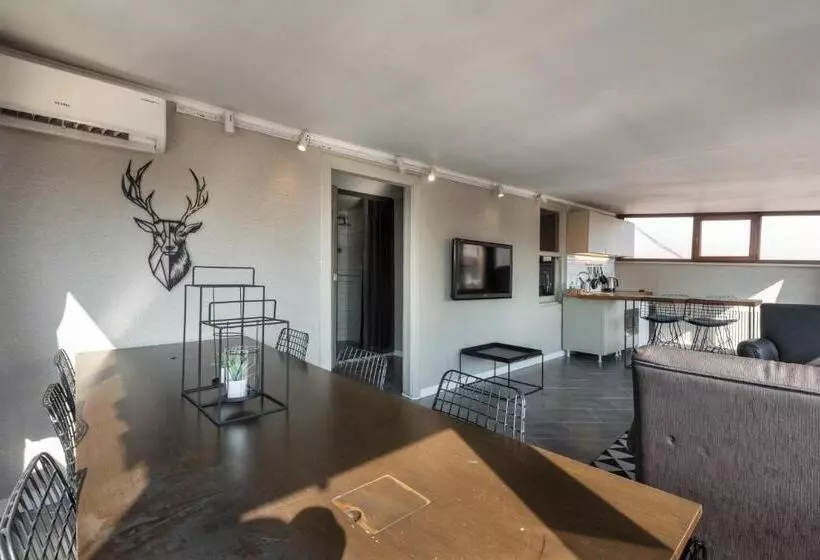 ユースホステル Haus Galata