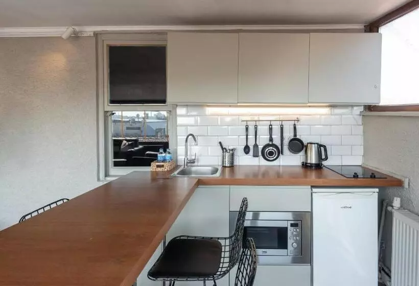 ユースホステル Haus Galata