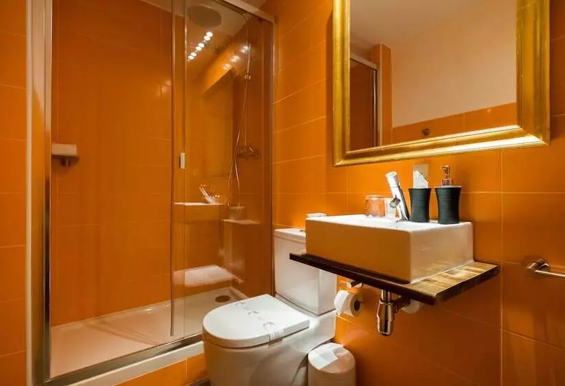 Retkeilymaja Violeta Boutique