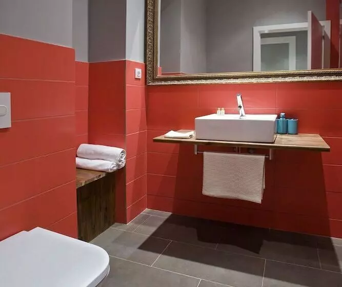 Retkeilymaja Violeta Boutique