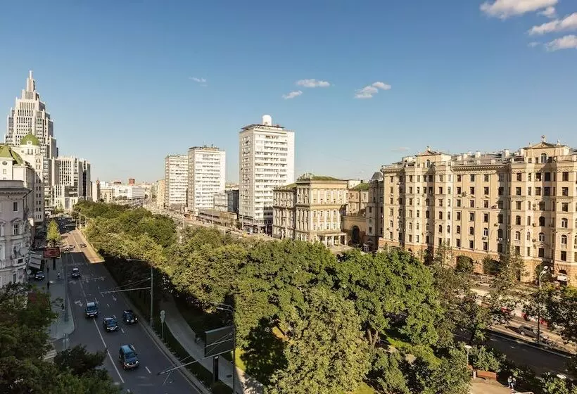 Gm Apartment Oruzheynyi 5