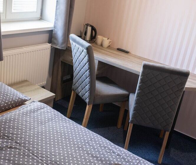 בית מלון כפרי Almond