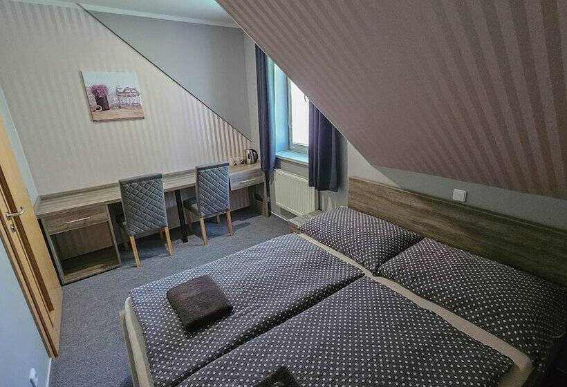 בית מלון כפרי Almond