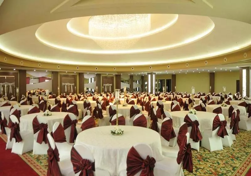Anemon Grand Adana Otel