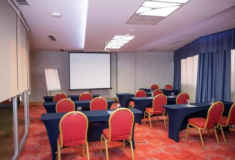 Anemon Grand Adana Otel