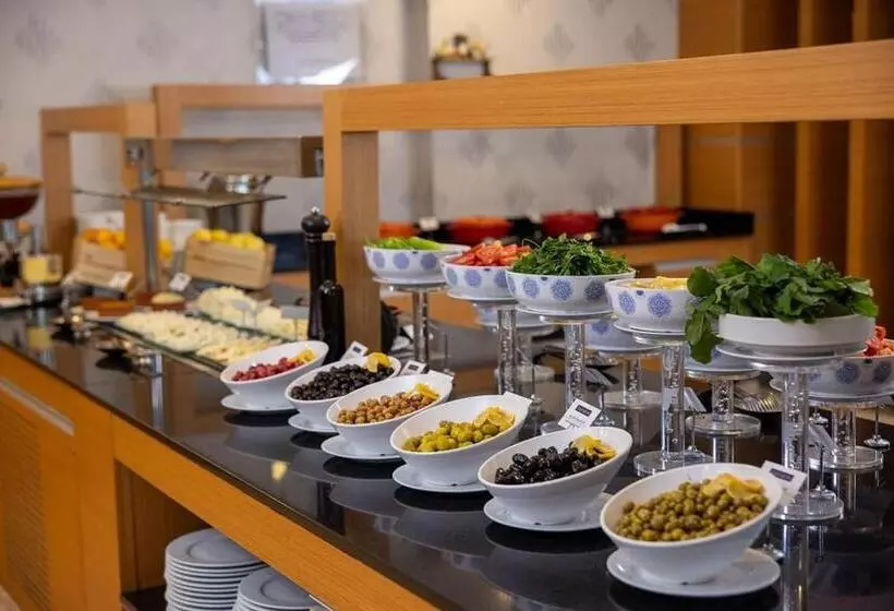 Anemon Grand Adana Otel