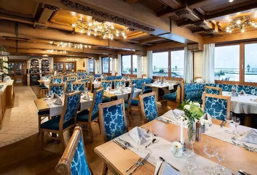 ホテル Bergheimat