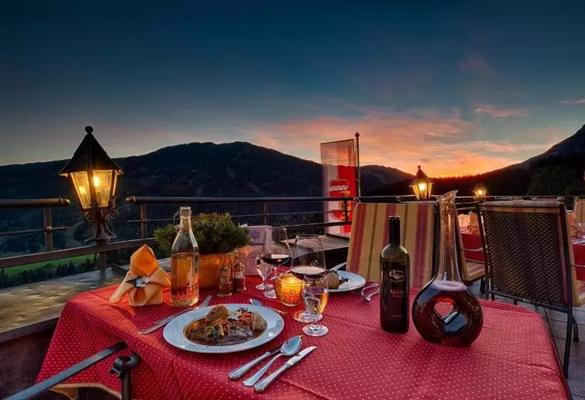 ホテル Bergheimat